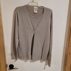 Bentley size XL Gray silver sweater set
